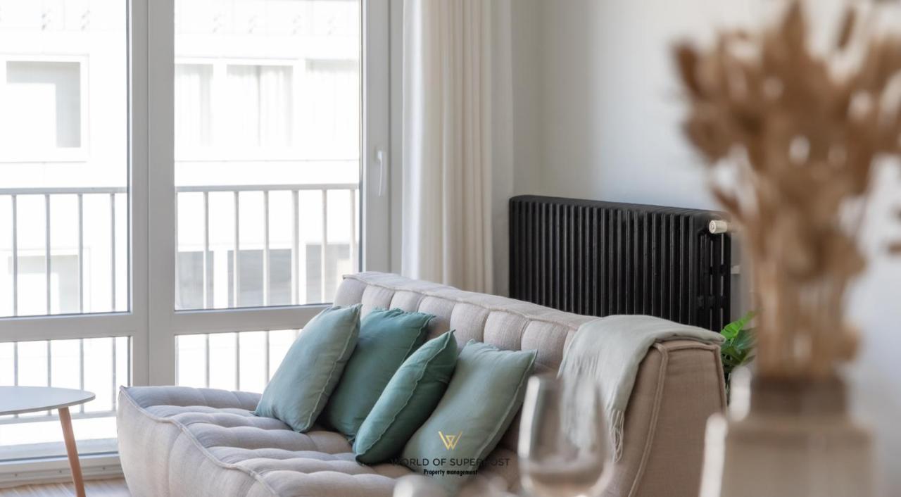 Luxurious Apartment Next To The Sea And City Centre With Free Parking Space Oostende Exterior foto