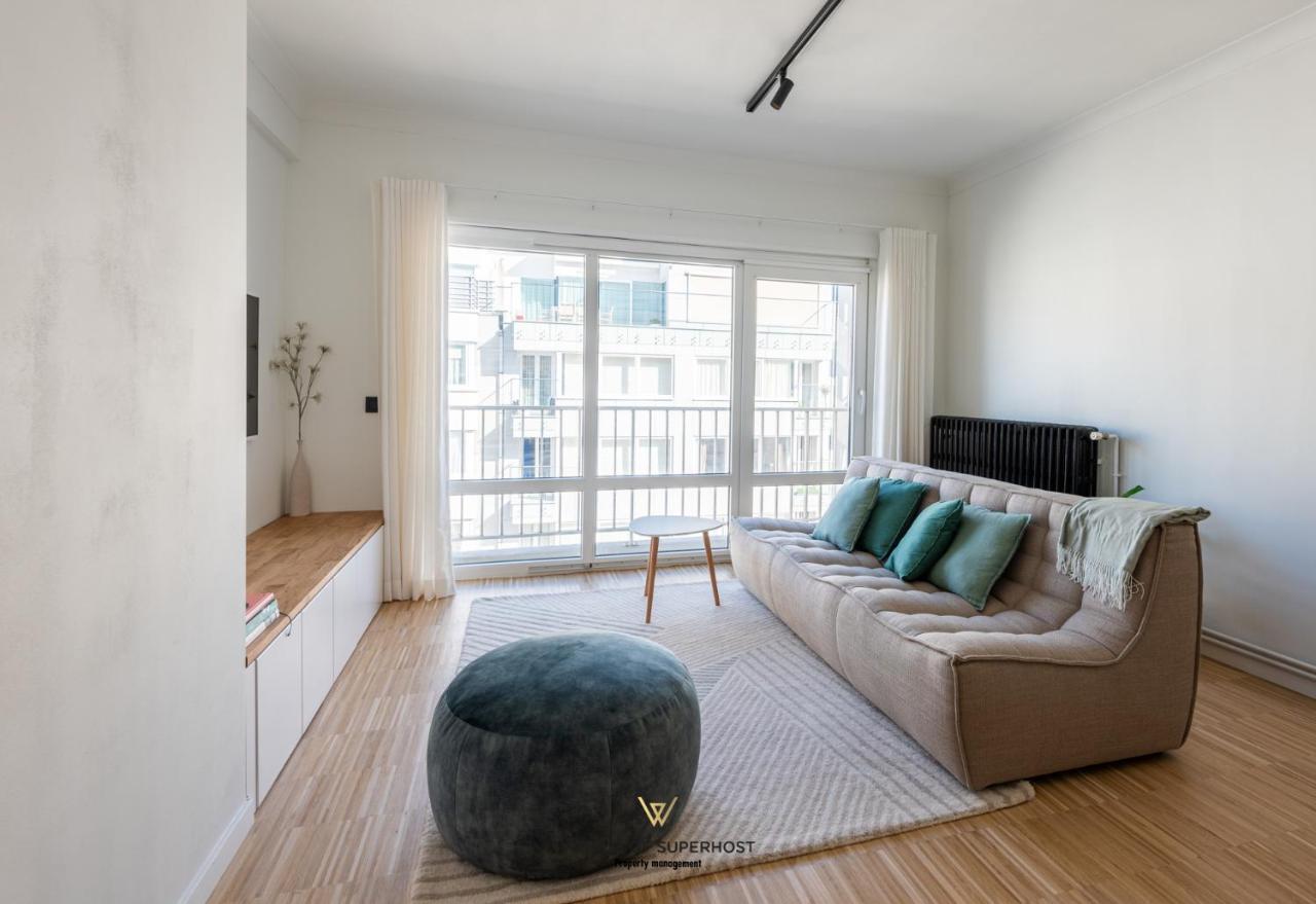 Luxurious Apartment Next To The Sea And City Centre With Free Parking Space Oostende Exterior foto